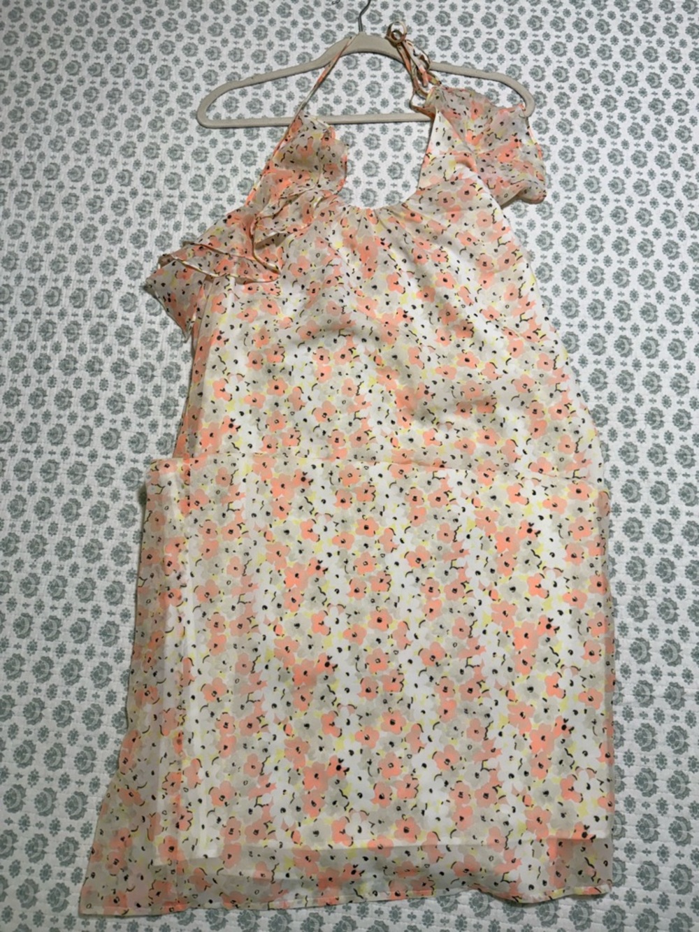 Victoria’s Secret Peach Floral Halter Maxi Sundress with Ruffle Neckline Medium